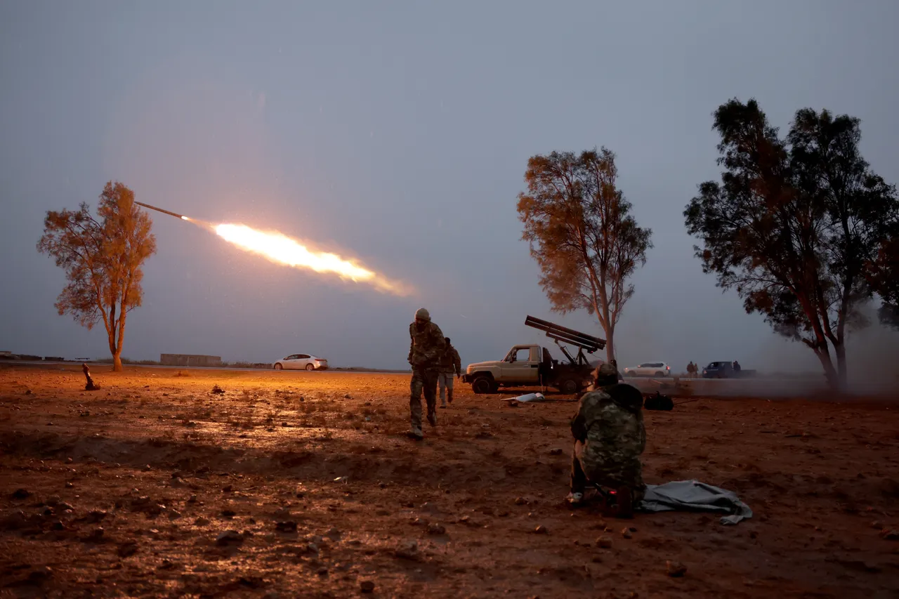 YPG Tabka'dan çekiliyor! Suriye ordusu Rakka'nın kapısını araladı