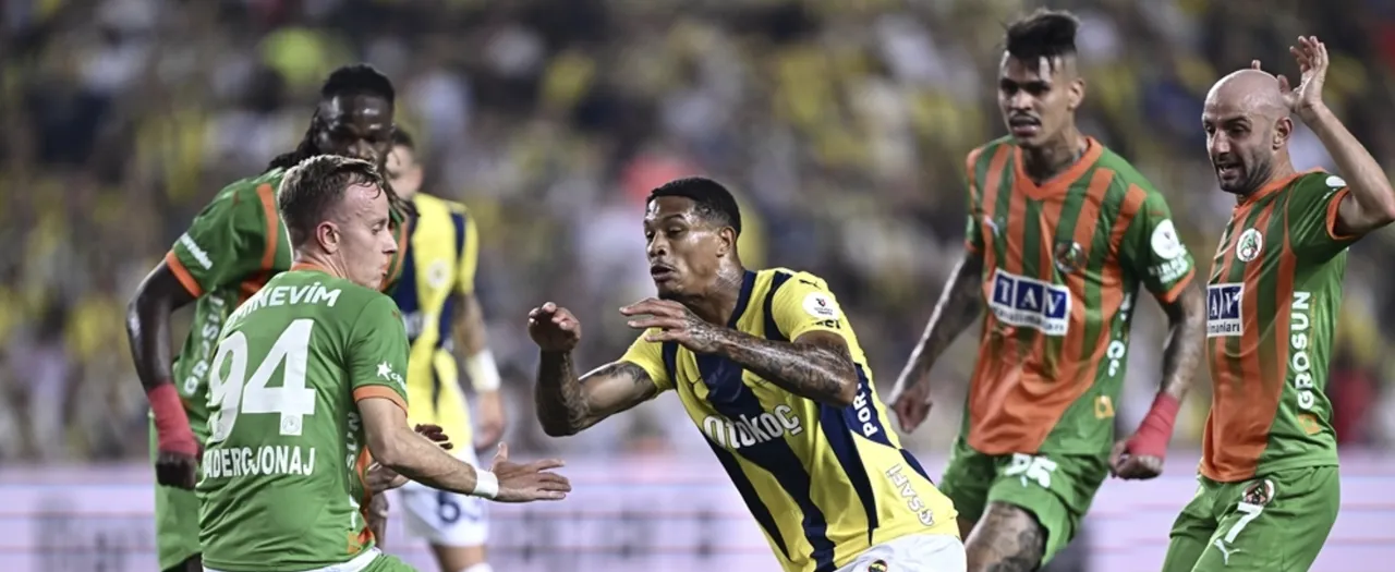 Alanyaspor Fenerbahçe maçı hangi kanalda, saat kaçta, şifresiz mi? Alanyaspor Fenerbahçe  canlı yayın bilgileri