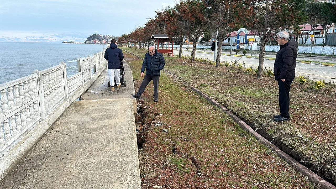Bir mahalle diken üstünde! Ne deprem ne de heyelan, Karadeniz’de yeni tehlike