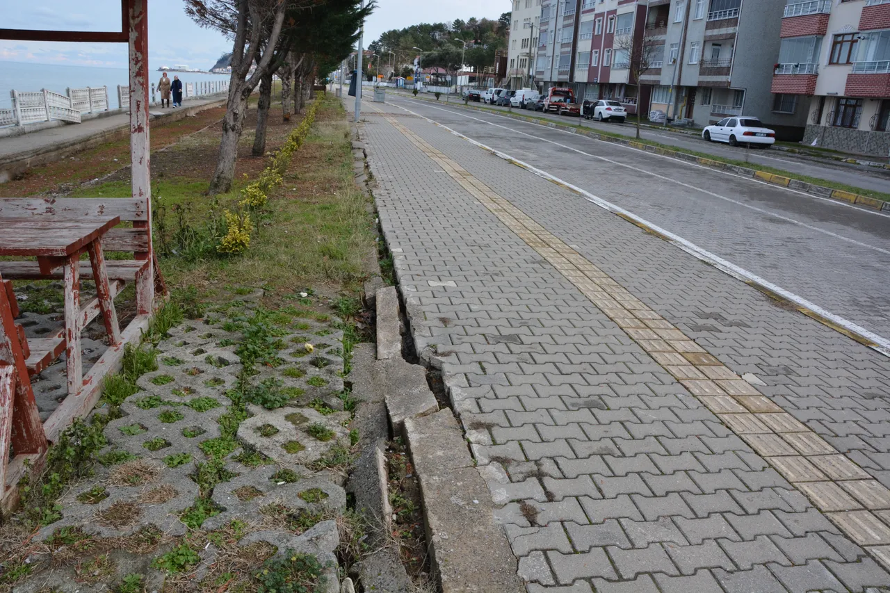 Bir mahalle diken üstünde! Ne deprem ne de heyelan, Karadeniz’de yeni tehlike