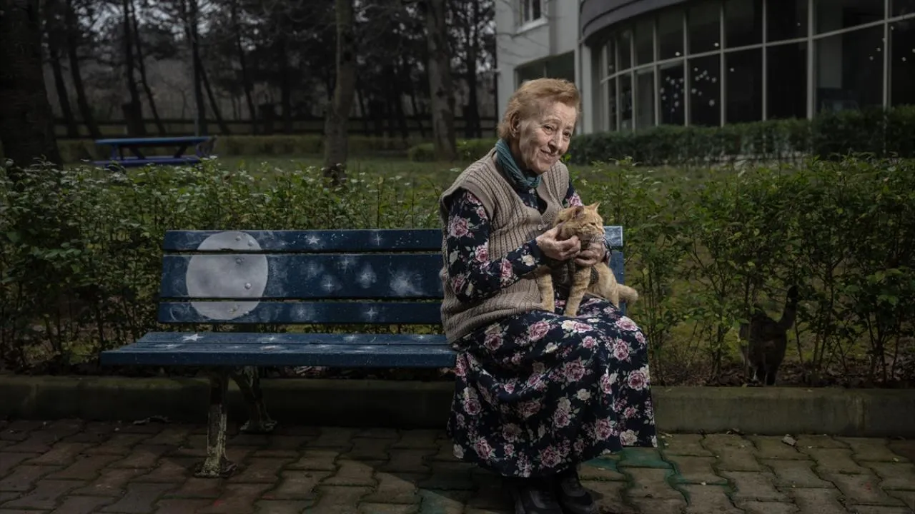 Doğum hızı düştü, yaşlı sayısı hızla artıyor... Yeni kriz kapıda! Huzurevlerine talep patladı