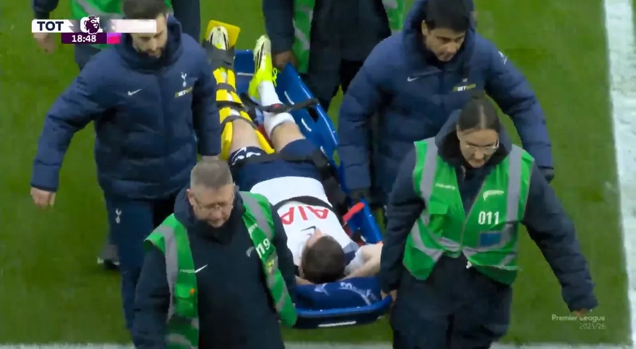 Ben Davies, pozisyonun ardından büyük acı içinde yerde kaldı