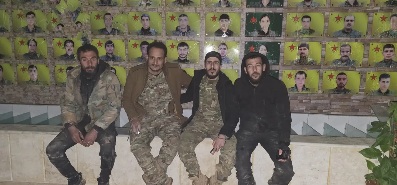 Suriyeli komutanlar, PKK’lı teröristlerin sözde karargâhına girdi.