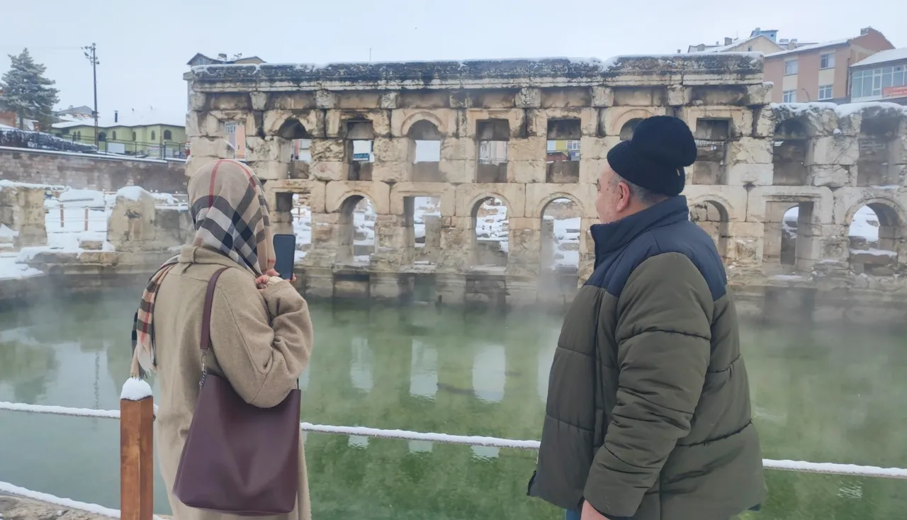 Dışarısı eksi 9, içerisi 50 derece! Kışın gizli rotasında ikisi bir arada