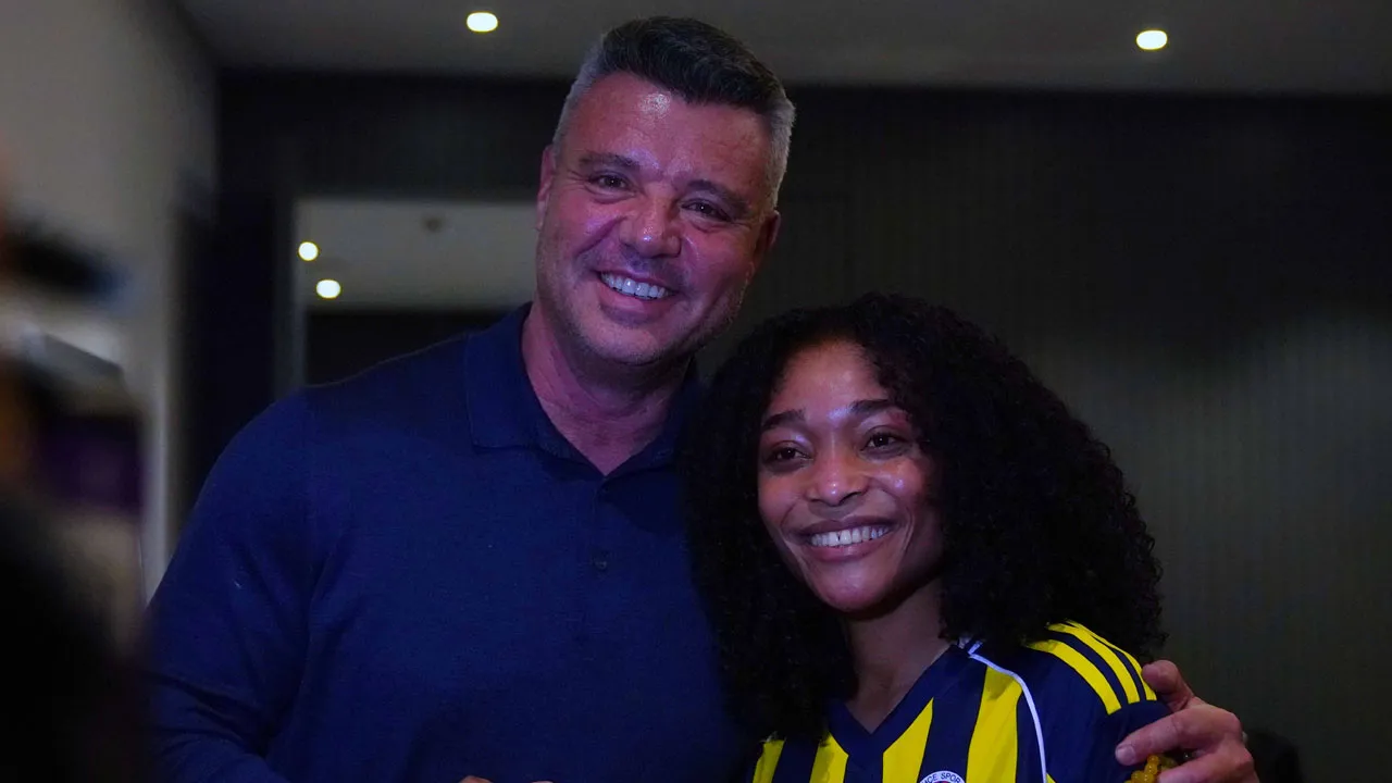 Fenerbahçe, Kongolu oyuncunun transferini duyurdu