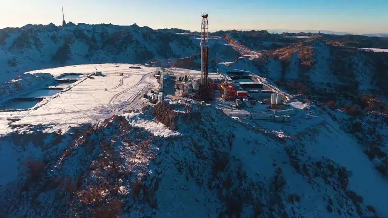 Gabar’da dondurucu soğukta rekor: Günlük üretim 81 bin varil