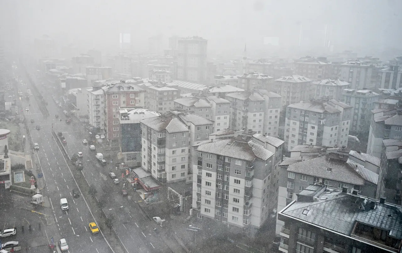 İstanbul’un kar takvimini açıkladı! Kaç gün sürecek? Perşembe sürprizi ne?