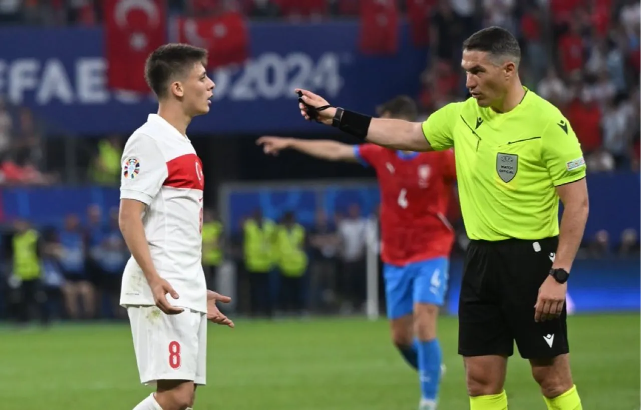 Istvan Kovacs nereli, hangi maçları yönetti? Galatasaray Atletico Madrid maçı hakemi belli oldu!