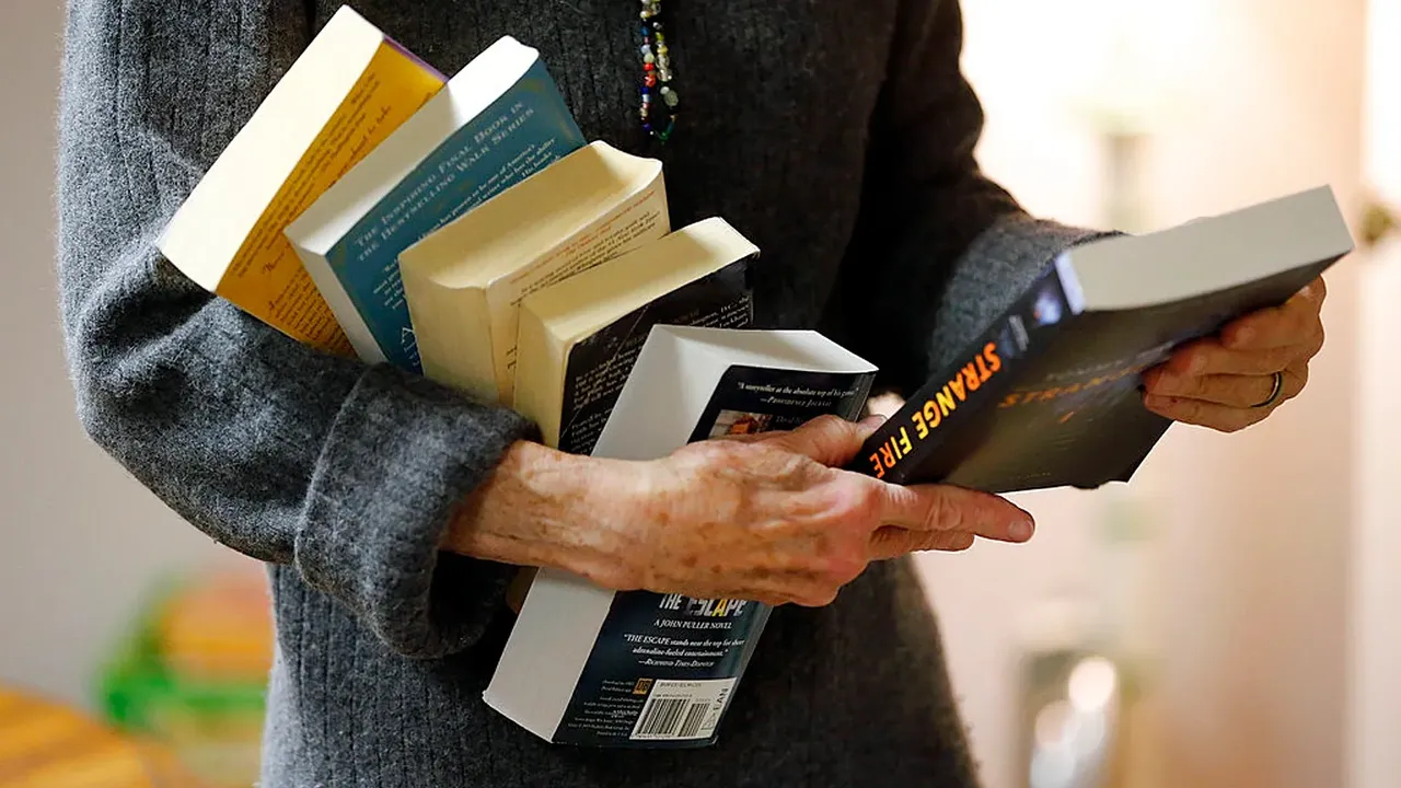 Özbekistan’da mahkumların ceza süreleri her kitap için üçer gün kısaltılacak!