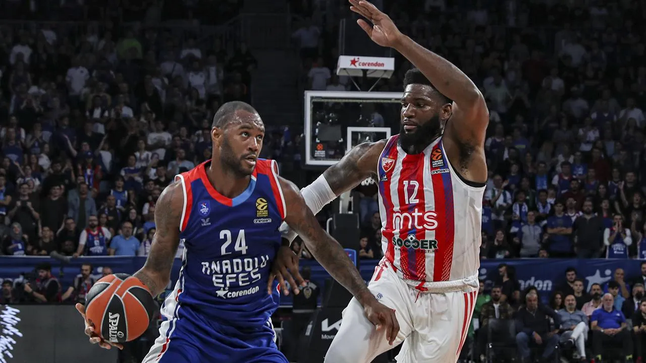 Anadolu Efes - Kızılyıldız maçı hangi kanalda, saat kaçta? EuroLeague heyecanı bu akşam!