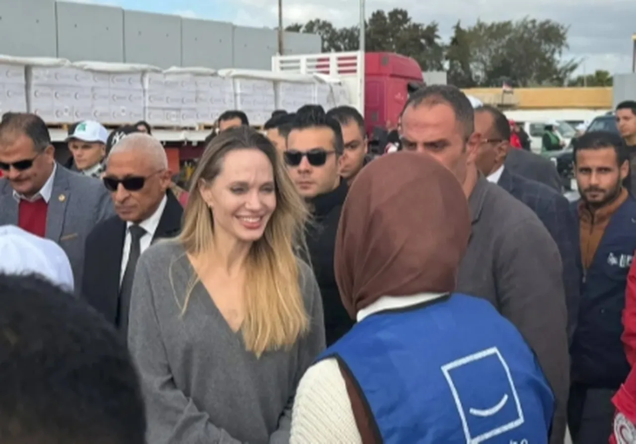 Angelina Jolie Gazze sınırında!  Acil yardım şart