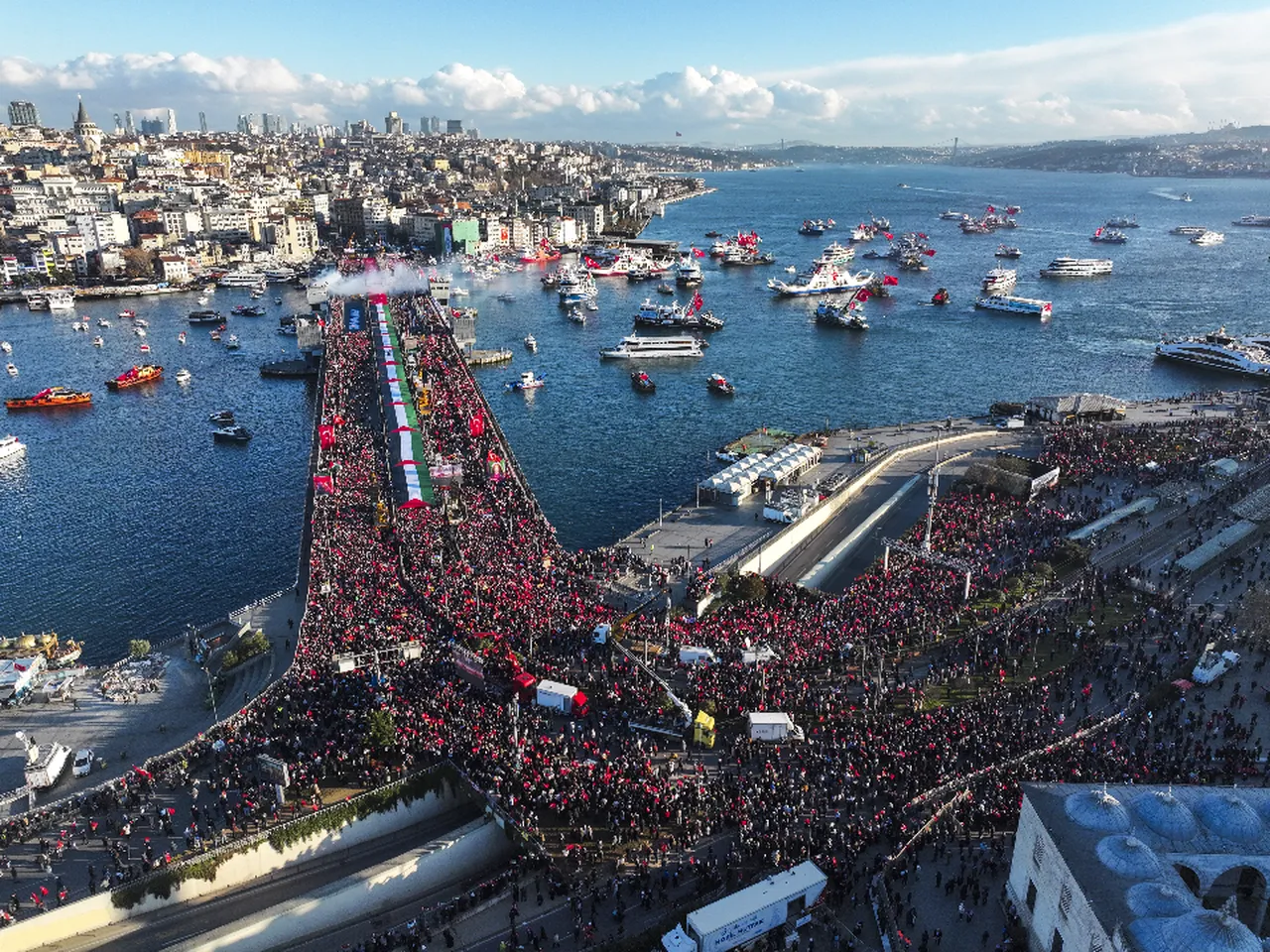 İnsanlık ittifakı! Yüz binler İstanbul'dan dünyaya 