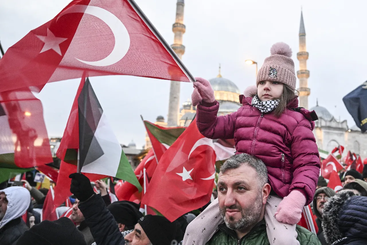 İnsanlık ittifakı! Yüz binler İstanbul'dan dünyaya "Filistin'i asla unutmayacağız" diye seslendi