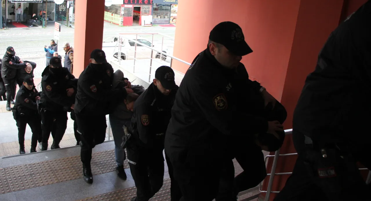 İstanbul'da DEAŞ operasyonu: 67 şüpheli tutuklandı