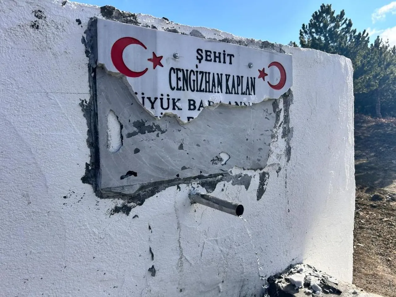 Ankara'da şehit anıtına alçak saldırı! Ailesi ölümle tehdit edildi