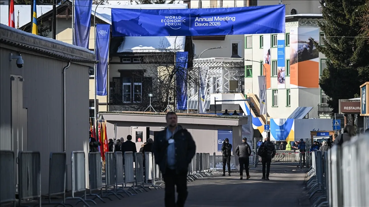 Davos zirvesi ne zaman, kaç gün sürecek, kimler katılacak? 130 ülkenin katılımı ile zirve başladı!