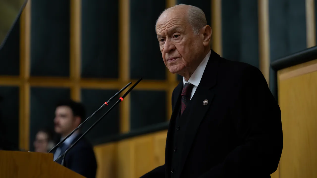 Bahçeli'den 'Suriye' açıklaması! "Fırat'ın doğusu da temizlenmeli"