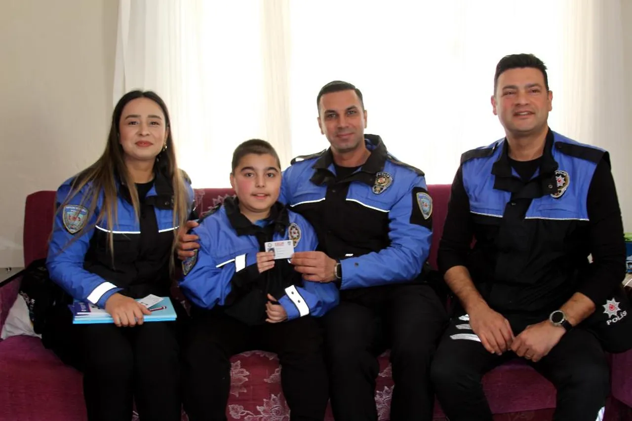 Mahmut Efe'nin forma heyecanı! Hayali bir günlüğüne gerçek oldu