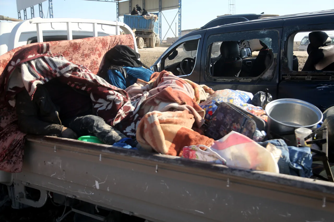 Terör örgütü YPG/SDG'nin, Suriye'nin kuzeydoğusunda orduyla çatıştığı Haseke kenti kırsalında çekildiği bir kontrol noktası yakınında, araçlarına ateş açılan 10 sivilin öldüğü ortaya çıktı