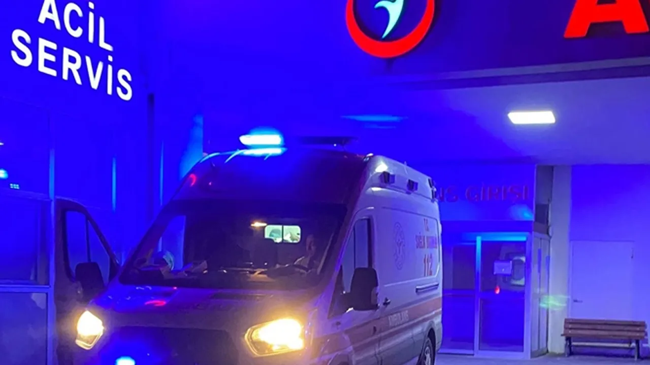 Tekirdağ'da kaza! İşçi servisleri çarpıştı, 19 yaralı var