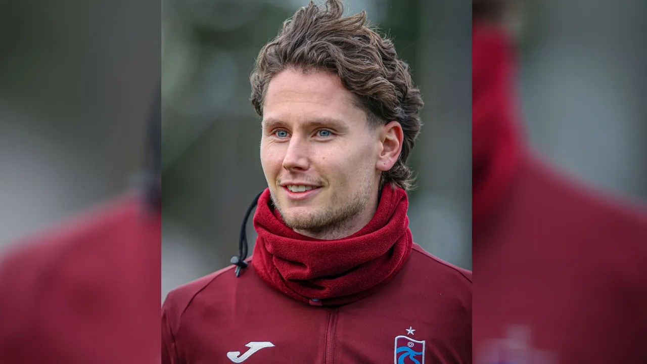 Trabzonspor'un yeni transferi ilk antrenmanına çıktı