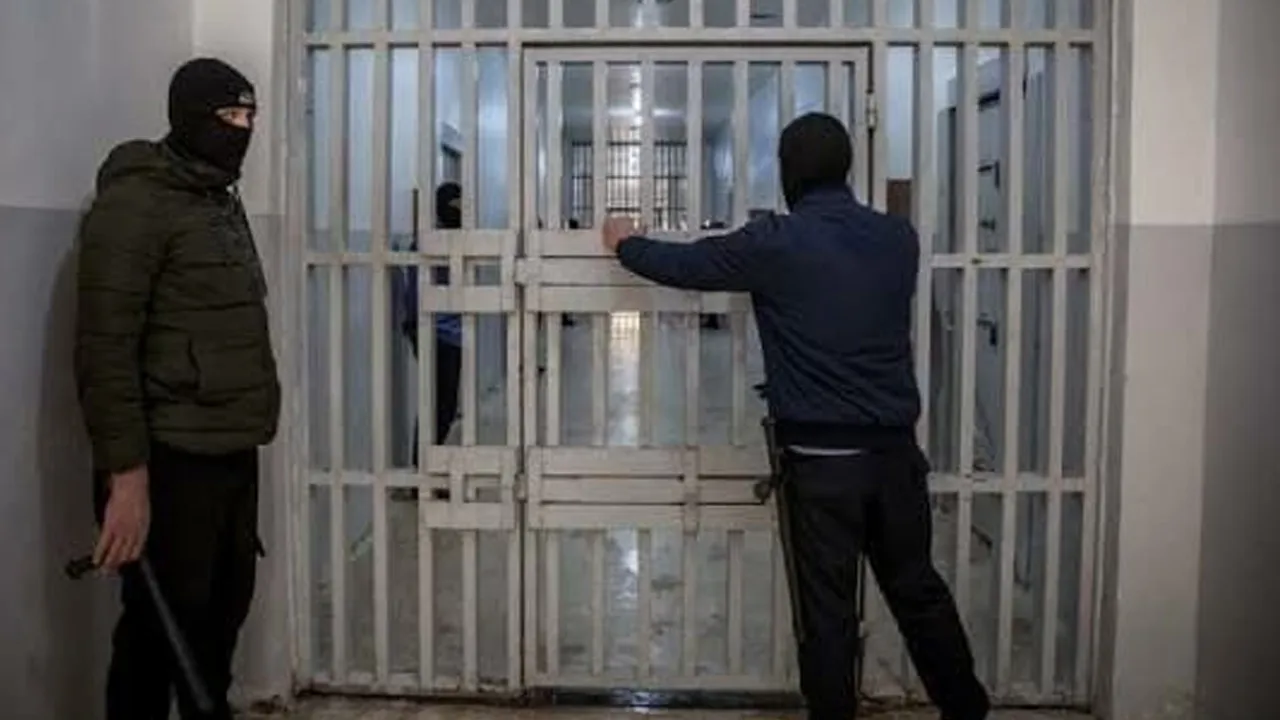 Örgüt, hapishanede tutulan DEAŞ’lıları serbest bıraktı.