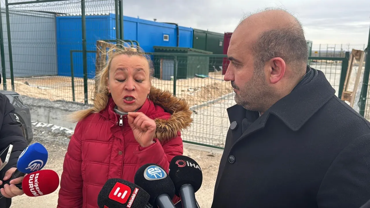 Barınaktaki aç köpekler birbirini parçaladı iddiası! Belediye harekete geçti