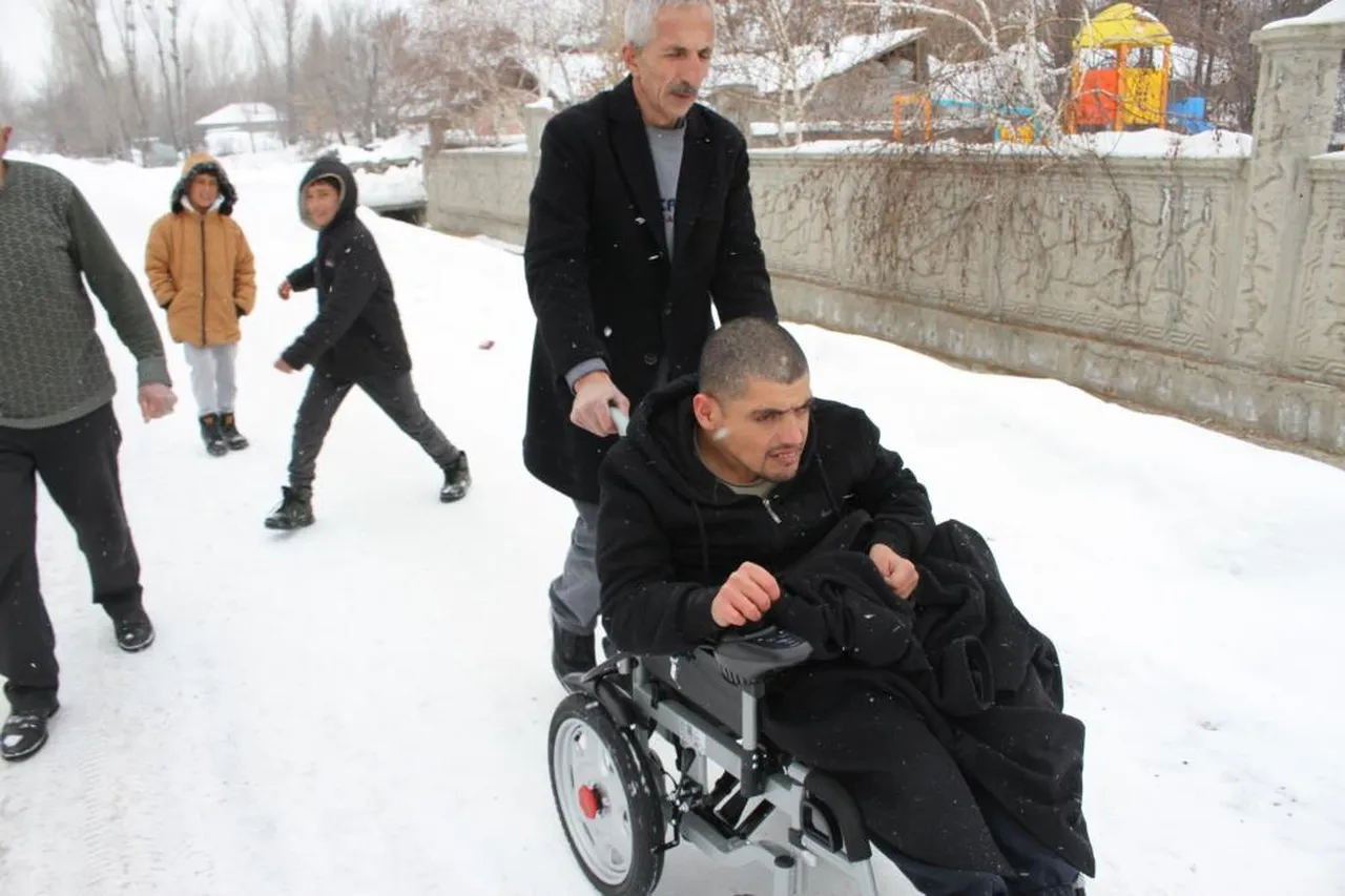 Bir özlem son buldu! Engelli genç sesini sosyal medyadan duyurdu