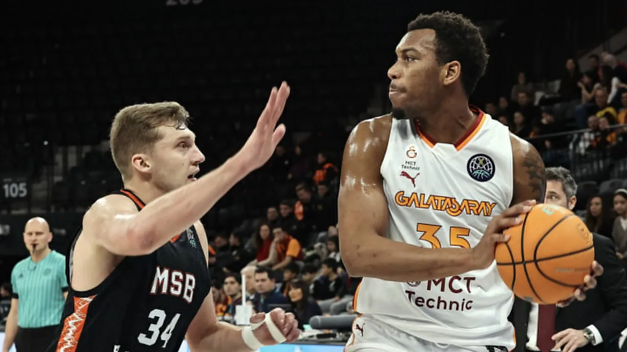 Galatasaray mağlubiyetle başladı