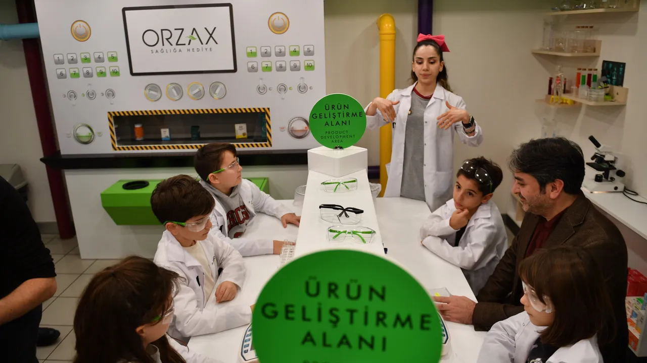 Küçük bilim adamları vitamin yapmayı öğrendiler