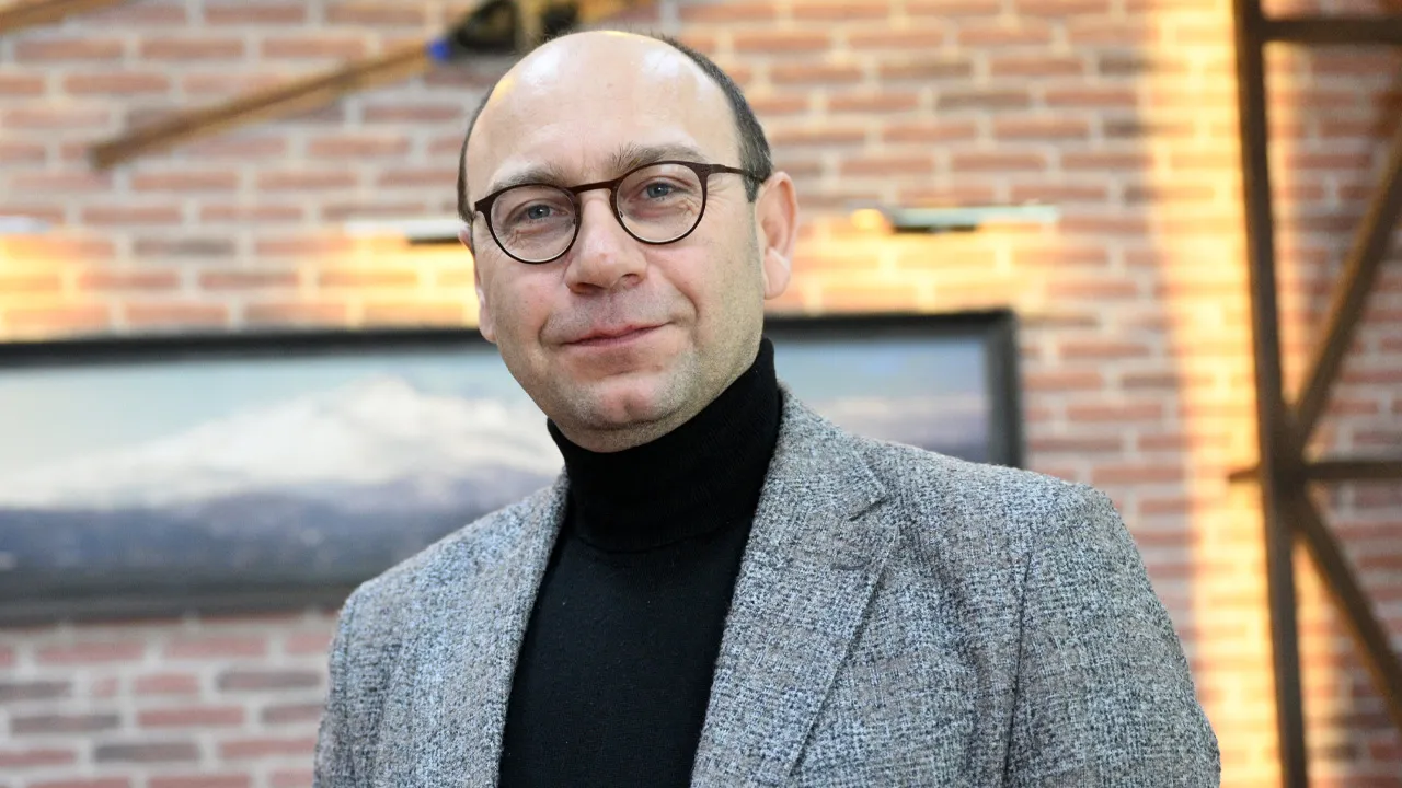 Omuz ve dirsek alanında öncüyüz! Dünyaya cerrahi ders veriyoruz