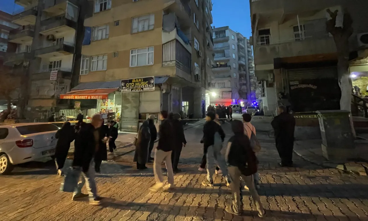 Şanlıurfa’da 6 katlı binada alarm! AFAD ve polis devrede