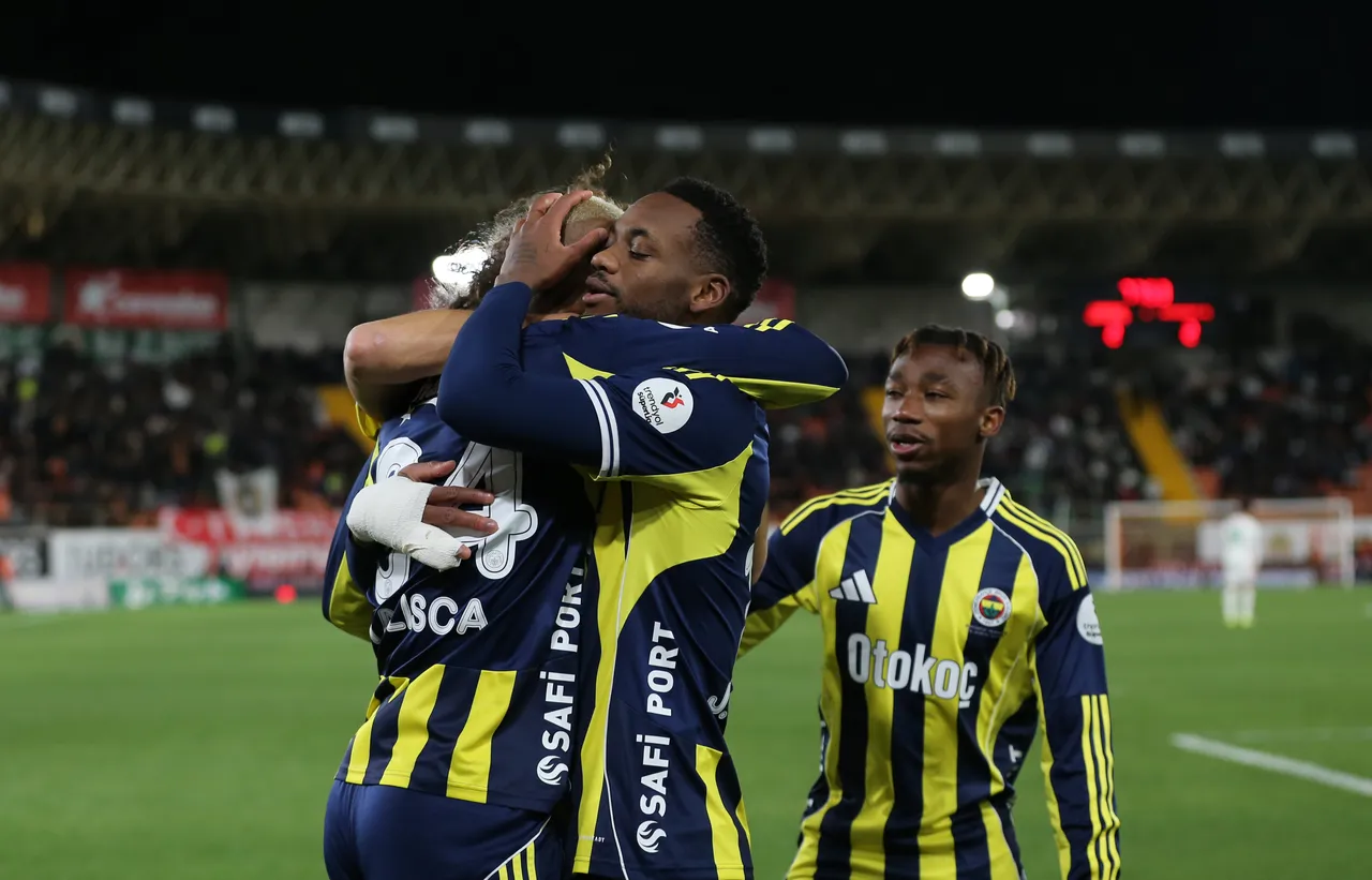 Tedesco meydan okudu: “Aston Villa’ya karşı cesur olacağız”