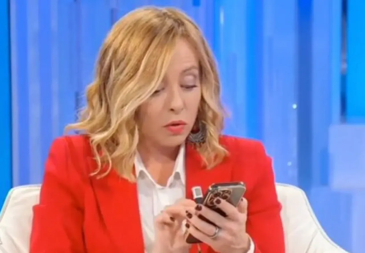 Trump'a karşı kriz WhatsApp'ı : AB liderlerinin gizli "Washington Grubu"nda neler tartışılmış neler