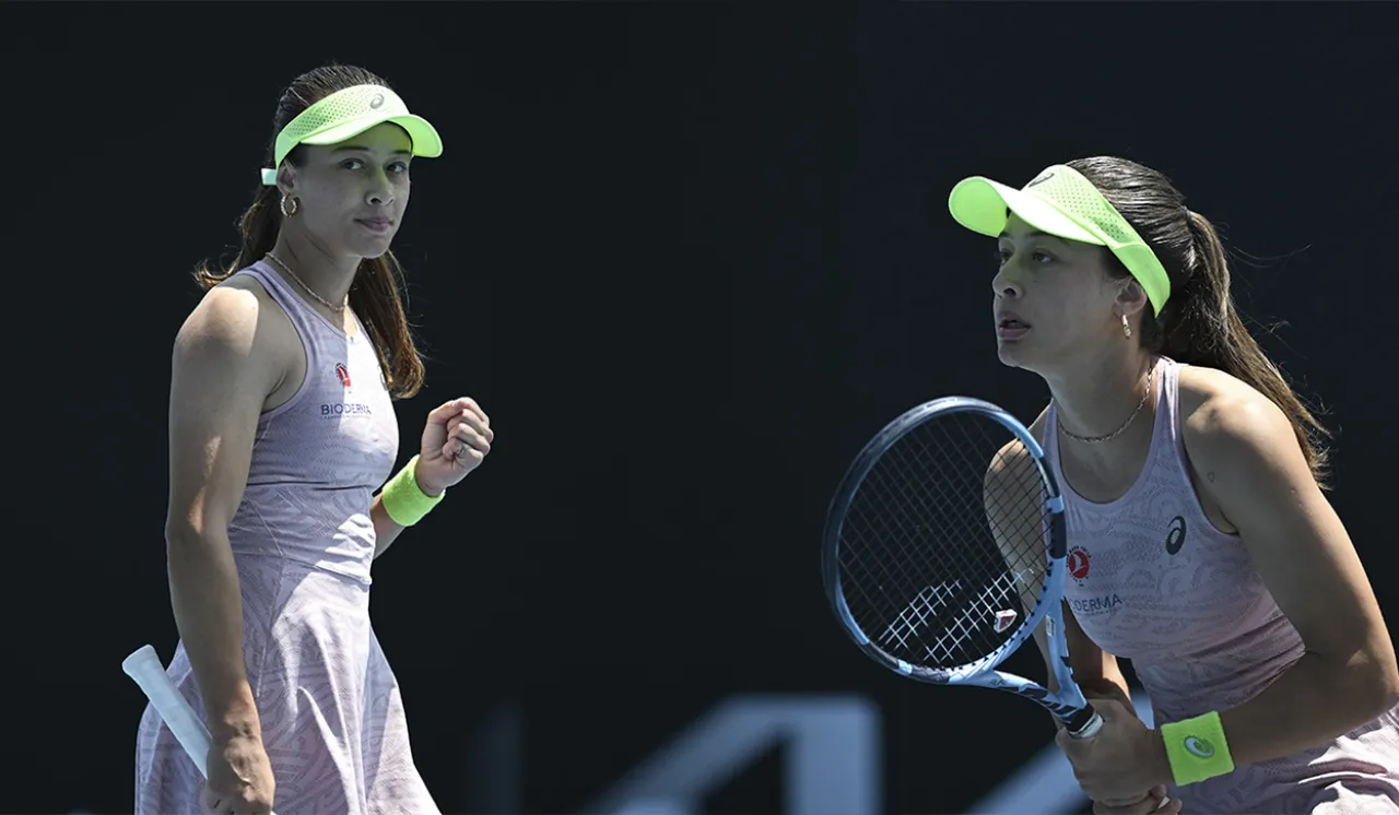 Zeynep Sönmez, tarih yazmaya devam ediyor: Teniste bir ilk