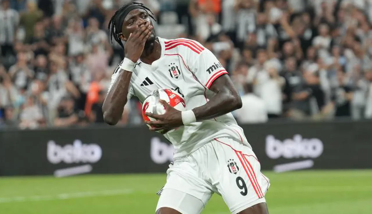 Abraham, Beşiktaş'ta 26 maçta 13 gol ve 3 asistlik skor katkısı verdi