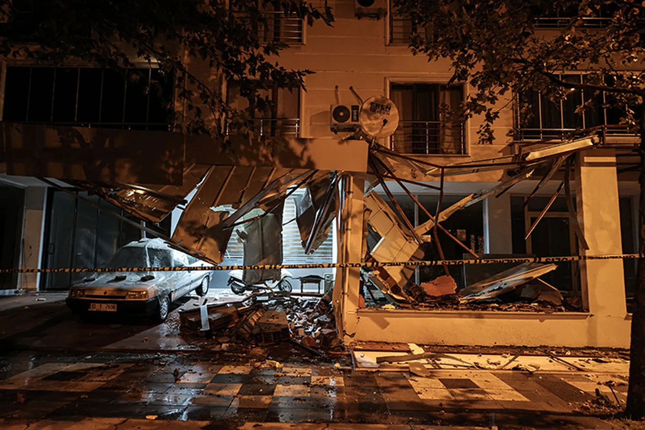 Fayın kucağındaki Sındırgı’da peş peşe depremler sonrası korkutan uyarı