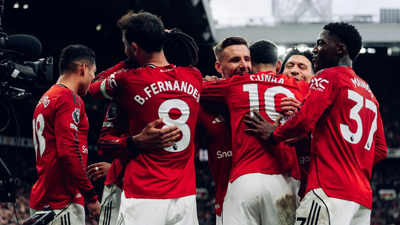 Manchester United'da ayrılık duyuruldu