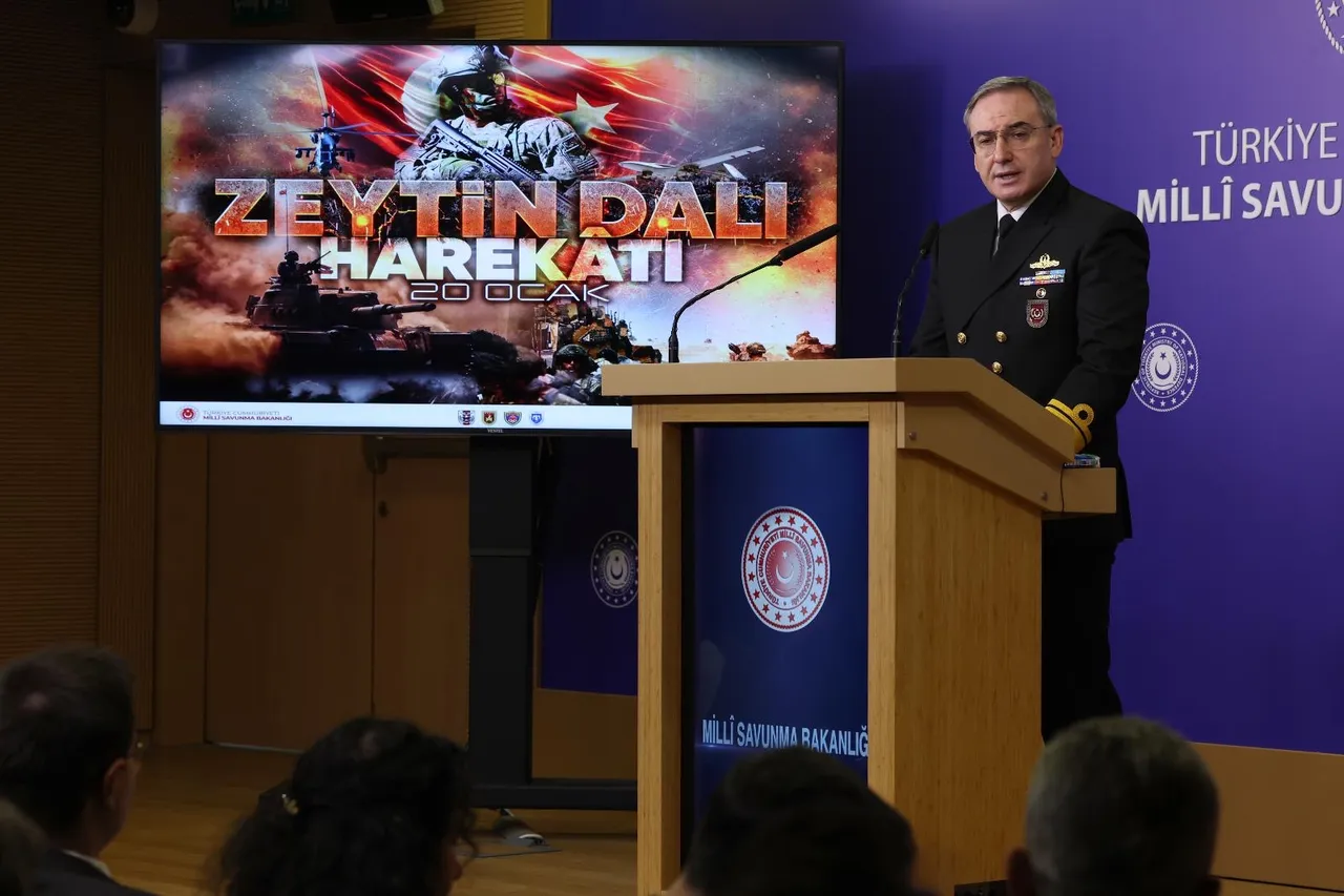 Milli Savunma Bakanlığı Basın ve Halkla İlişkiler Müşaviri Tuğamiral Zeki Aktürk