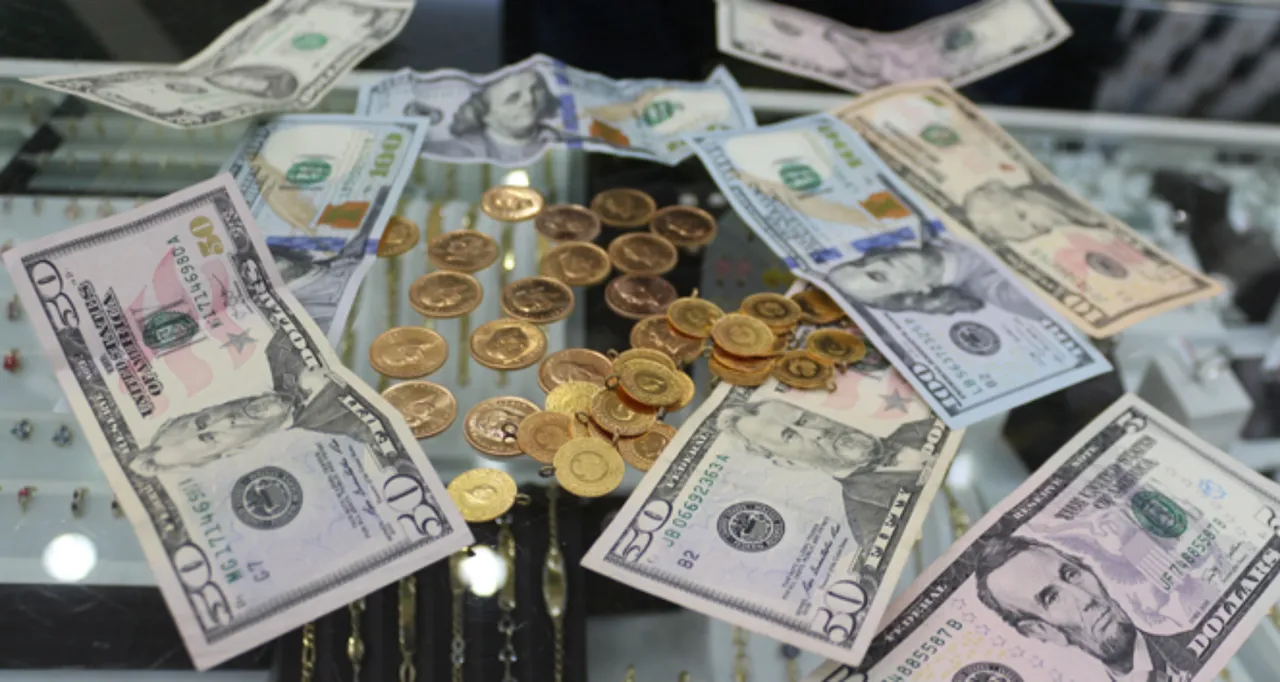 Altında yön belli oldu! Uzman isimden en net uyarı: Satmayın