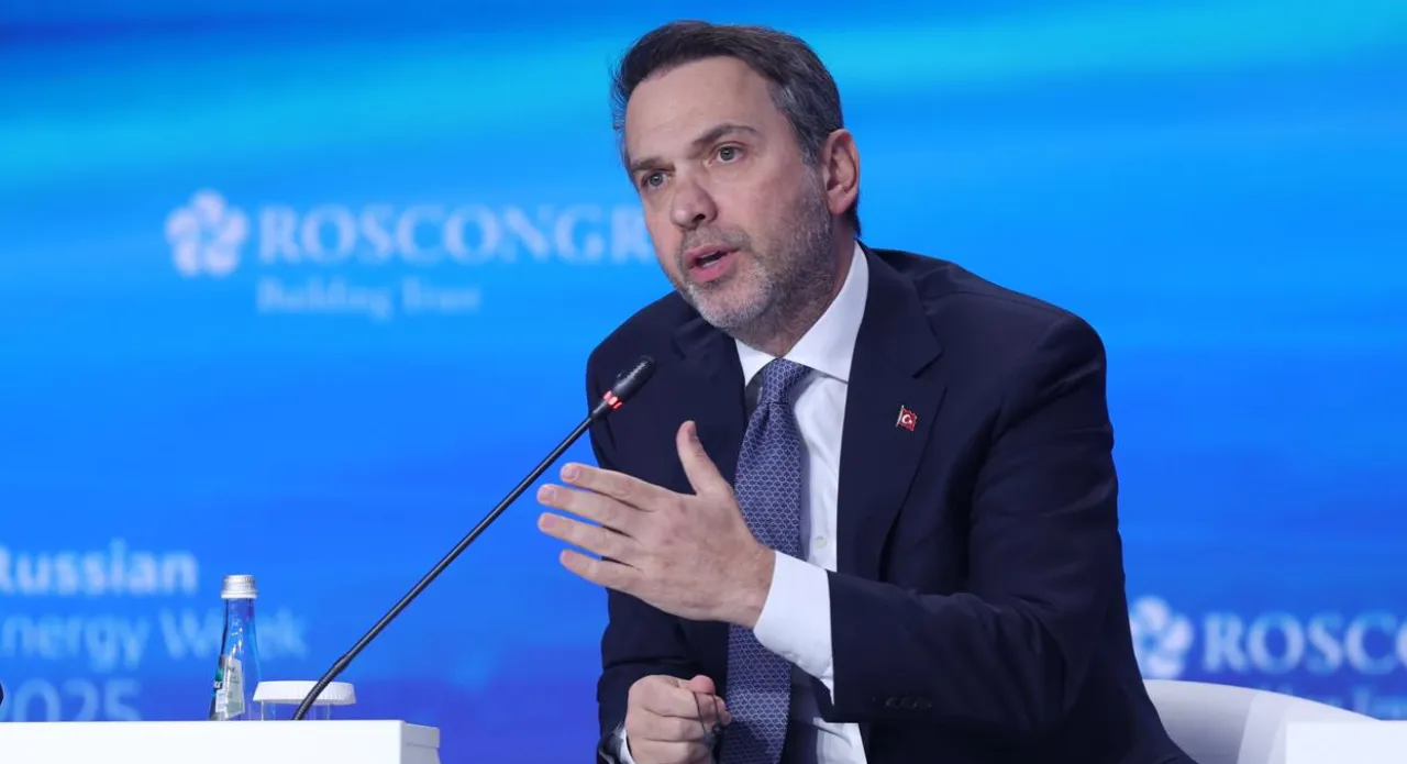 Bayraktar'dan heyecanlandıran sözler: 2028'de 17 milyon hanenin doğalgazını karşılayacağız