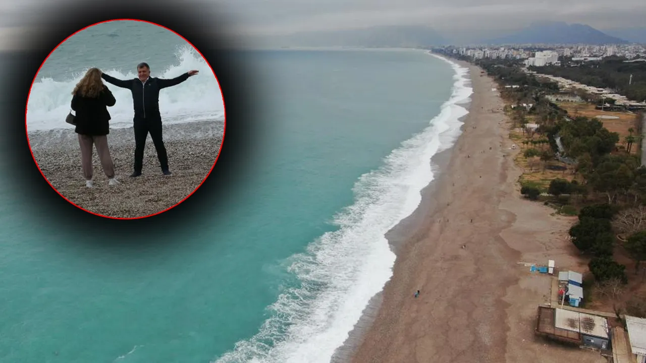 Dünyaca ünlü sahil beyaza büründü, gören kumsala koştu