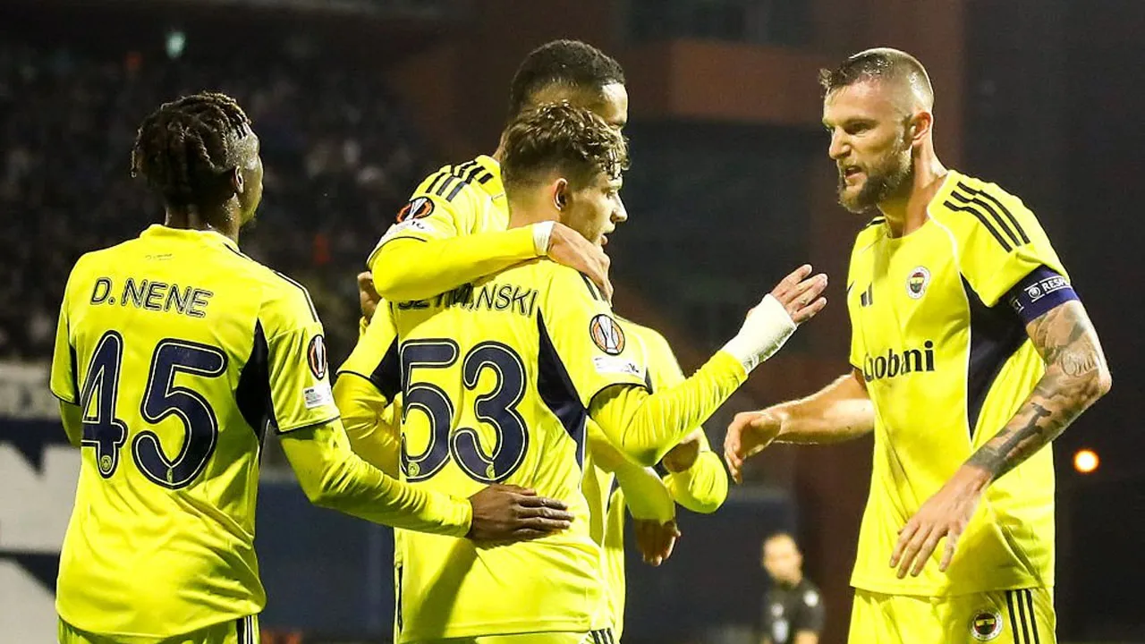 Fenerbahçe ayrılığı gece yarısı duyurdu