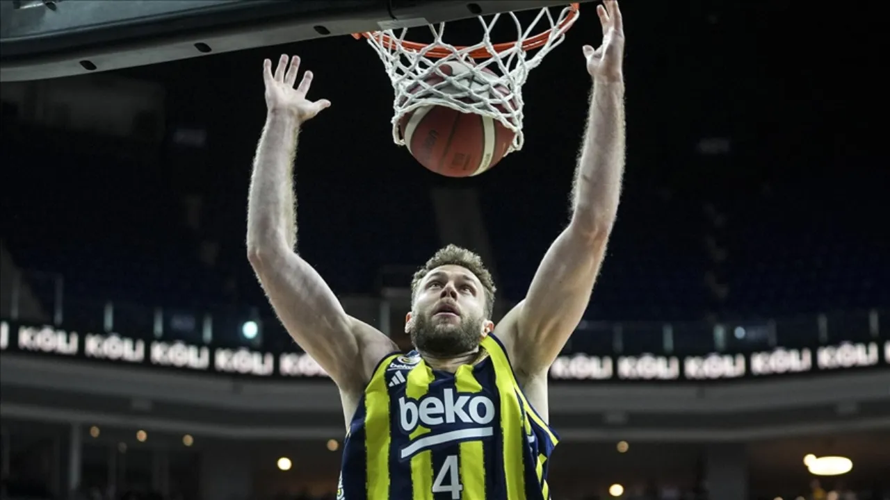 Fenerbahçe Beko-Baskonya maçı hangi kanalda, saat kaçta? (EuroLeague 24. hafta)