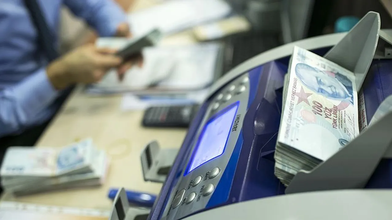 İhtiyaç kredilerinde bir ilk! Faiz yüksek kaldı, vatandaş aylar sonra…