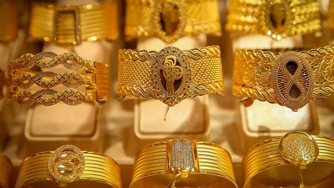 Altın fiyatlarında fırtına! Uzman isim tarih verdi