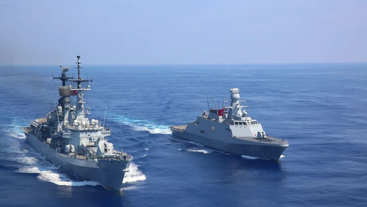 Yunanistan'da korkuya yol açan NAVTEX: Ege'de statüko değişiyor