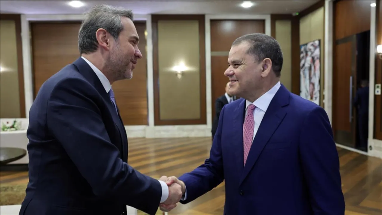 Bakan Bayraktar, Libya Başbakanı Dibeybe ile görüştü! İşte masadaki konular 