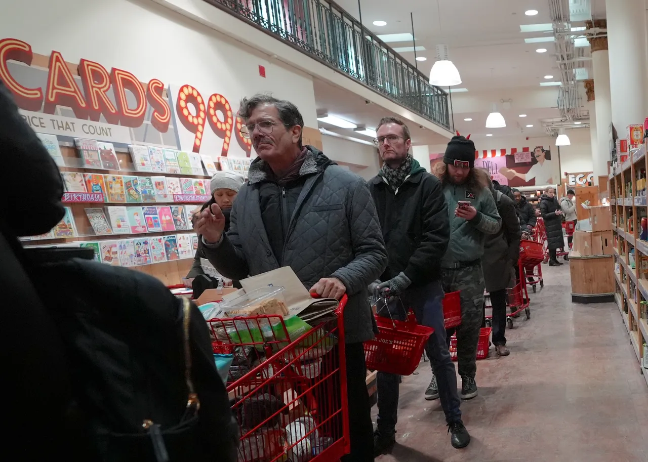 'Felç edici buz fırtınası' yolda! Alarm verildi: ABD'li vatandaşlar marketlere akın etti