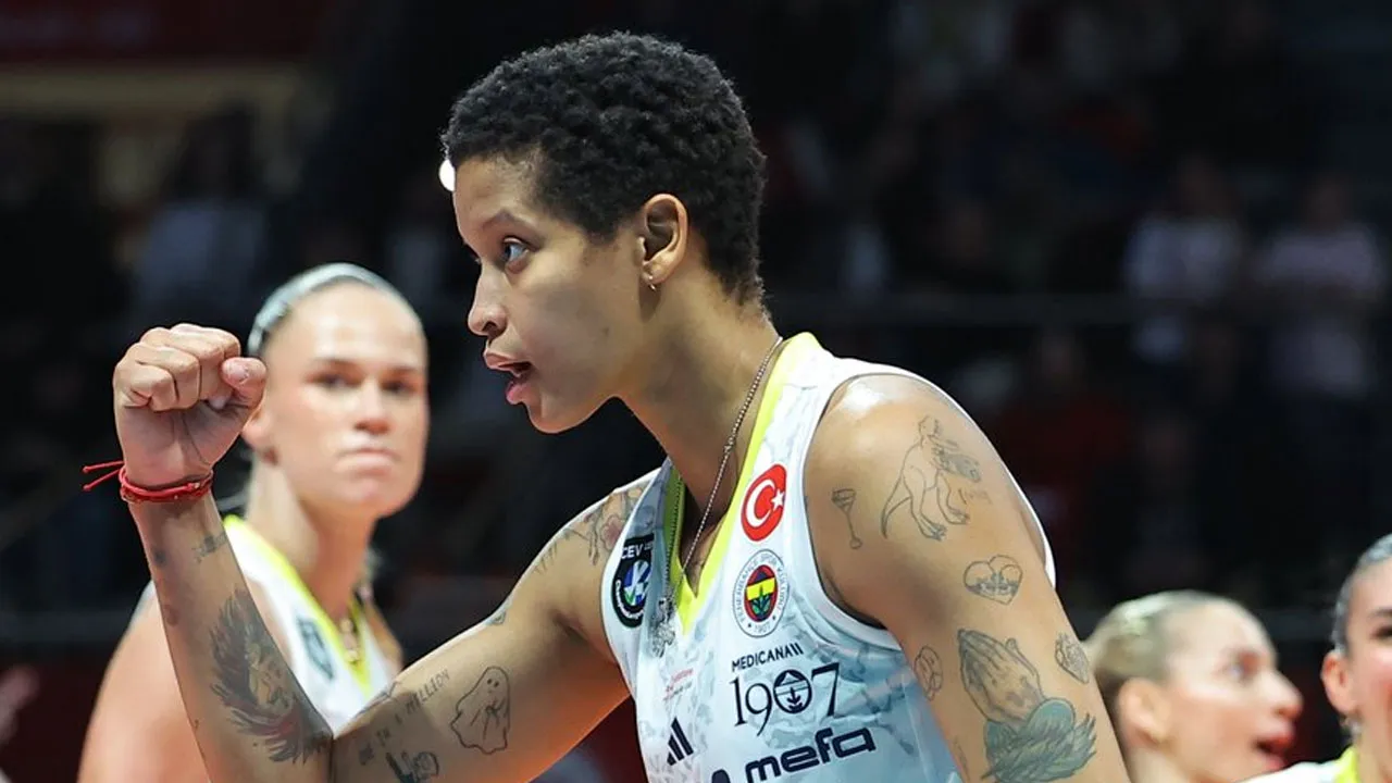 Fenerbahçe evindeki derbiyi kazandı